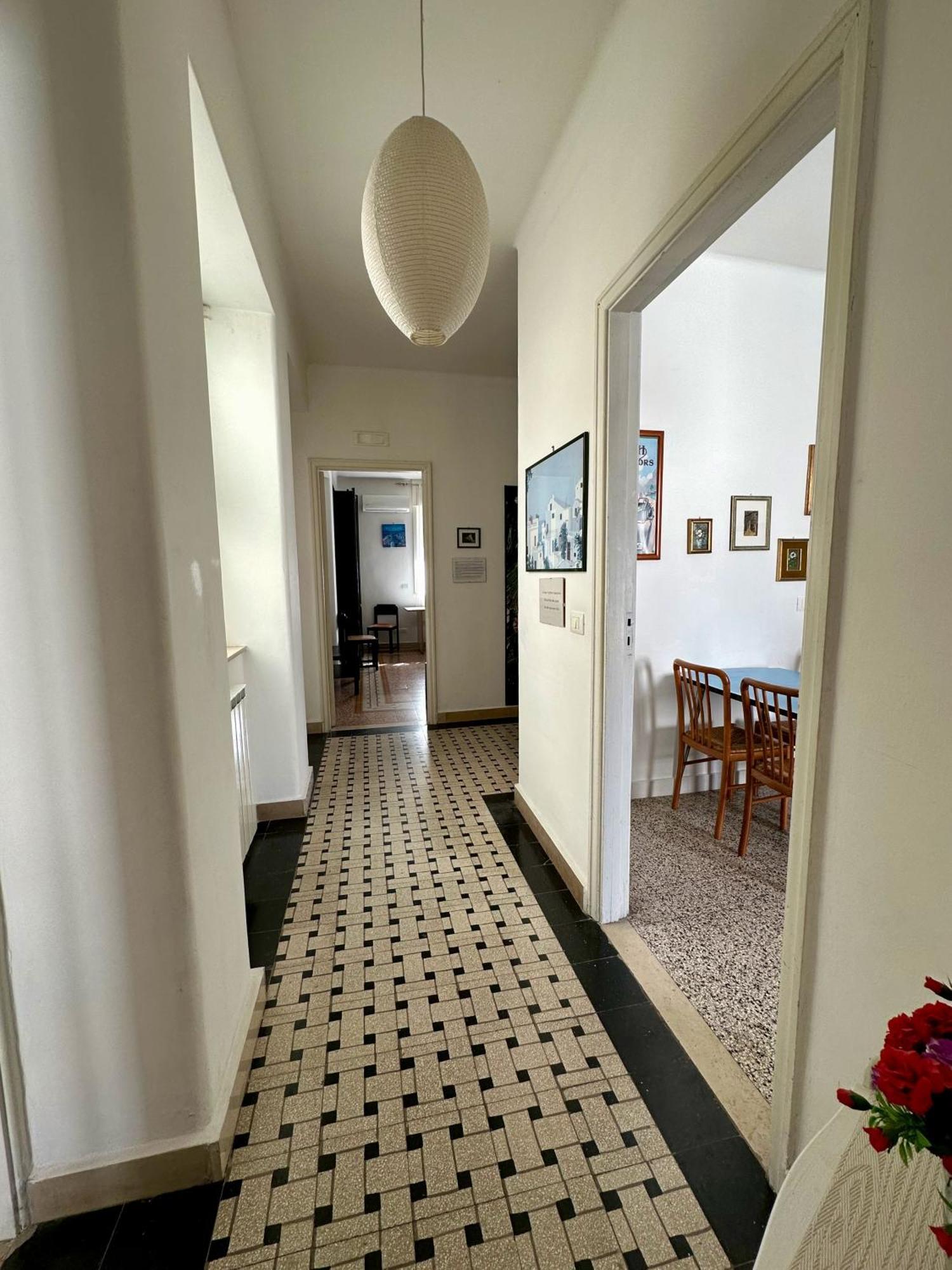 Appartamento Via Trevisani Bari Exteriör bild