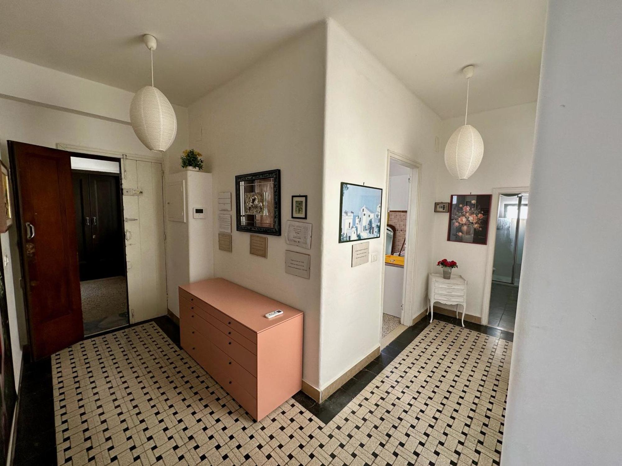 Appartamento Via Trevisani Bari Exteriör bild